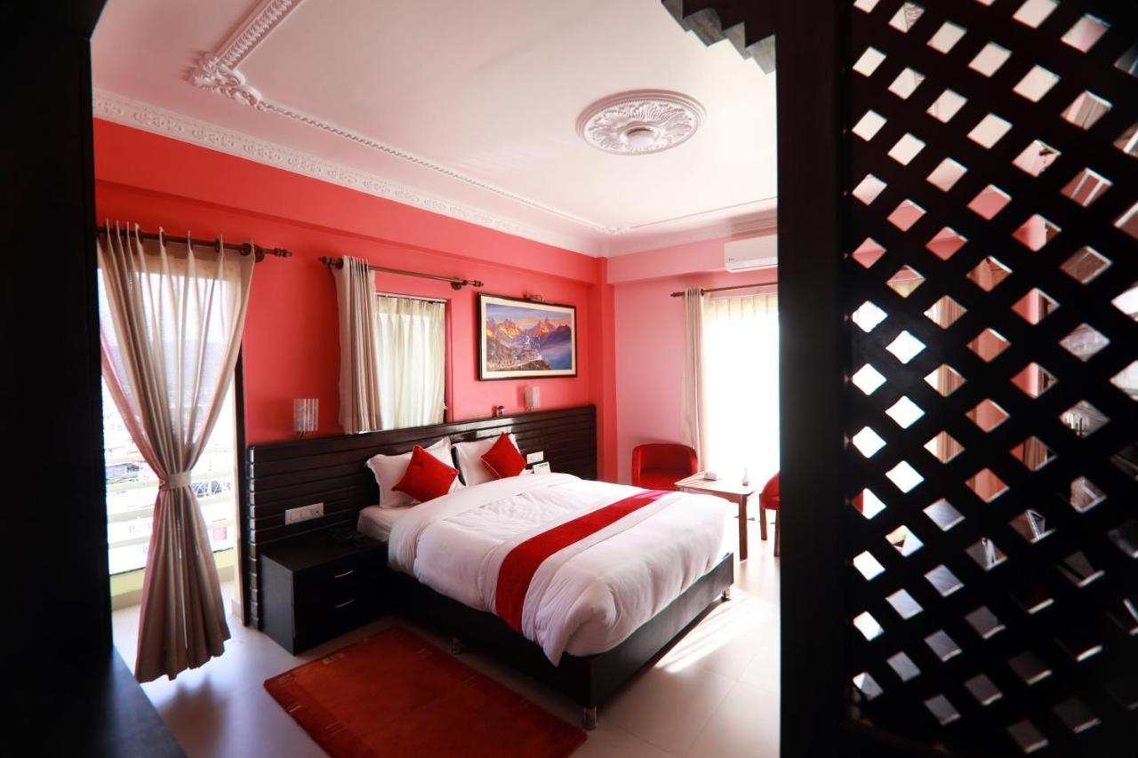 Hotel Task International 포카라 외부 사진