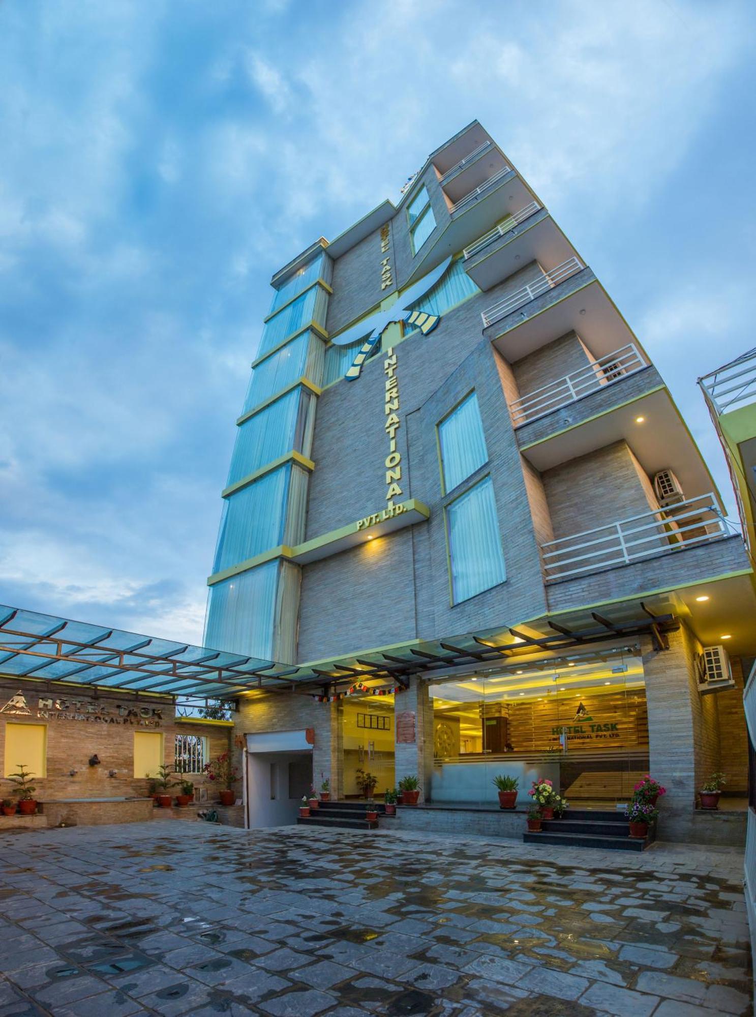 Hotel Task International 포카라 외부 사진